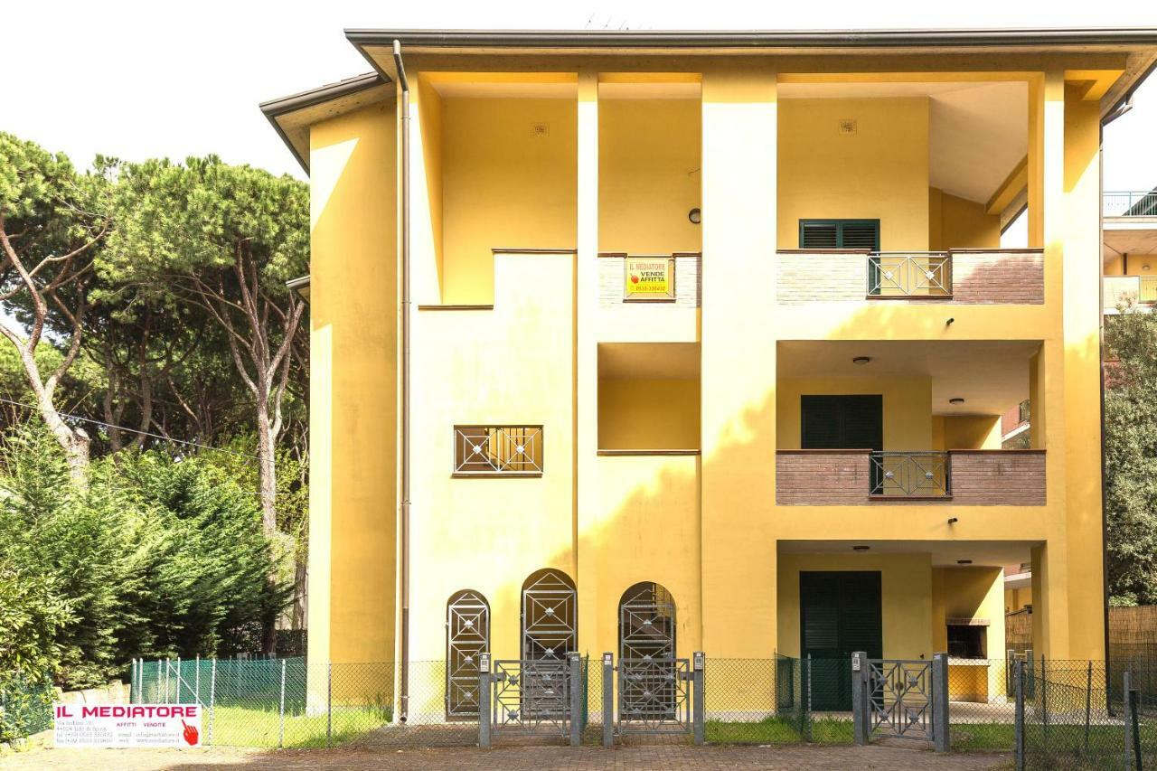 Le Terrazze Apartments Лидо ди Спина Екстериор снимка